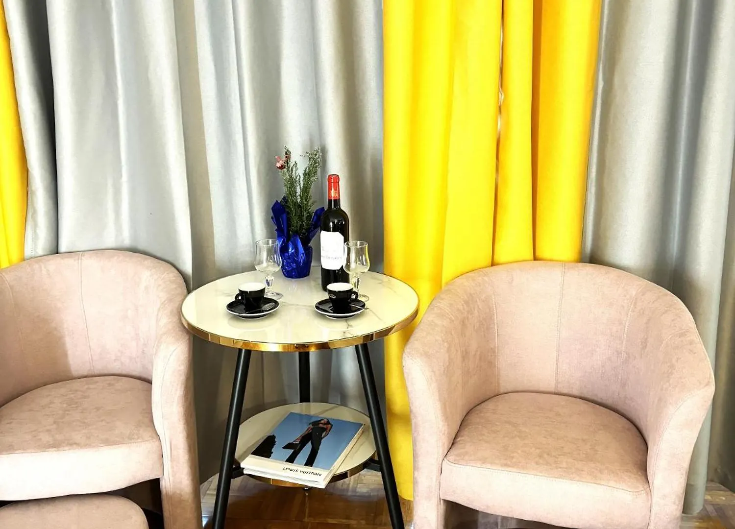 Grande Chambre Arena Paris 0*,  France